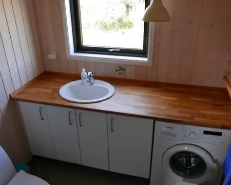 Nice In W/ 2 Bedrooms And Wifi *